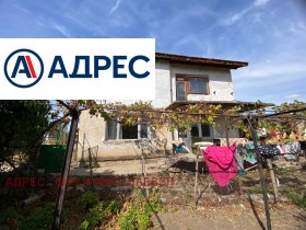 Продава  Къща, с. Баница