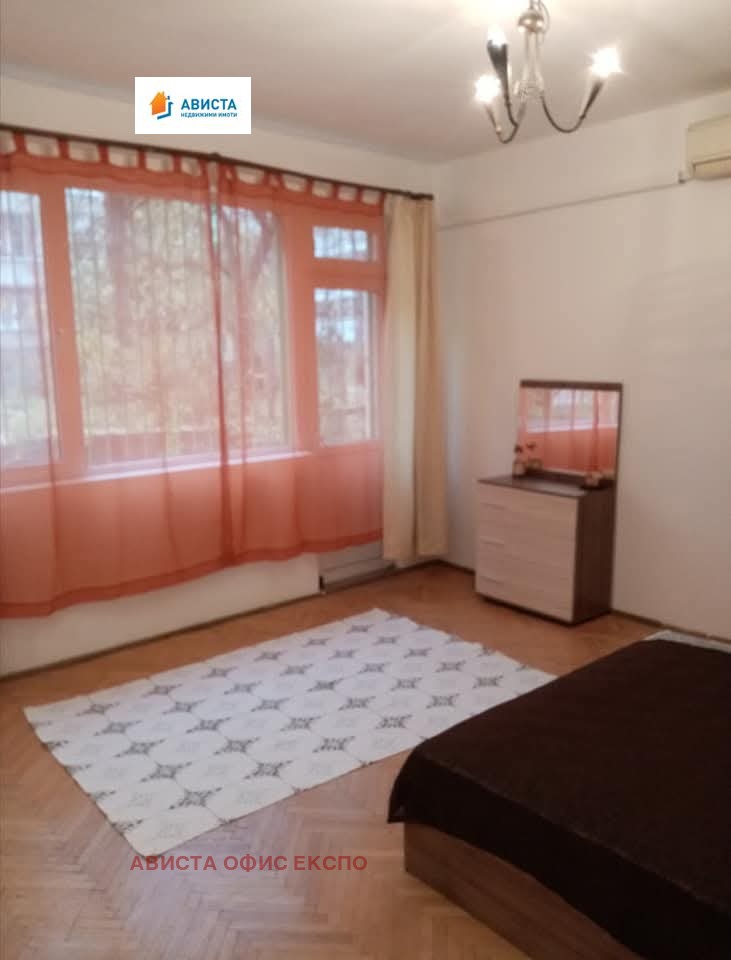 Te koop  Studio Sofia , Tsentar , 45 m² | 14079860