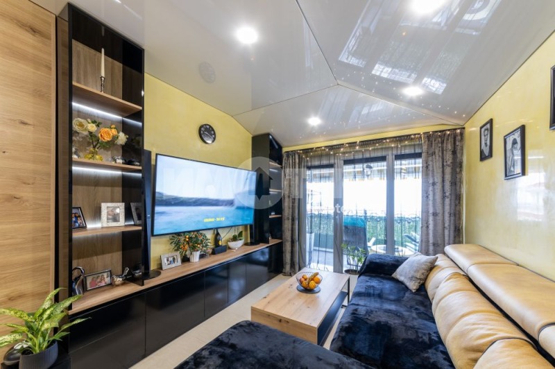À venda  2 quartos Varna , k.k. Sv.Sv. Konstantin i Elena , 92 m² | 73225198 - imagem [3]