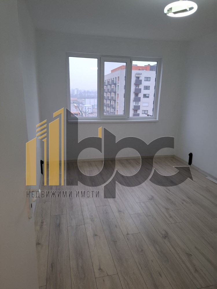 Продава 3-СТАЕН, гр. София, Красно село