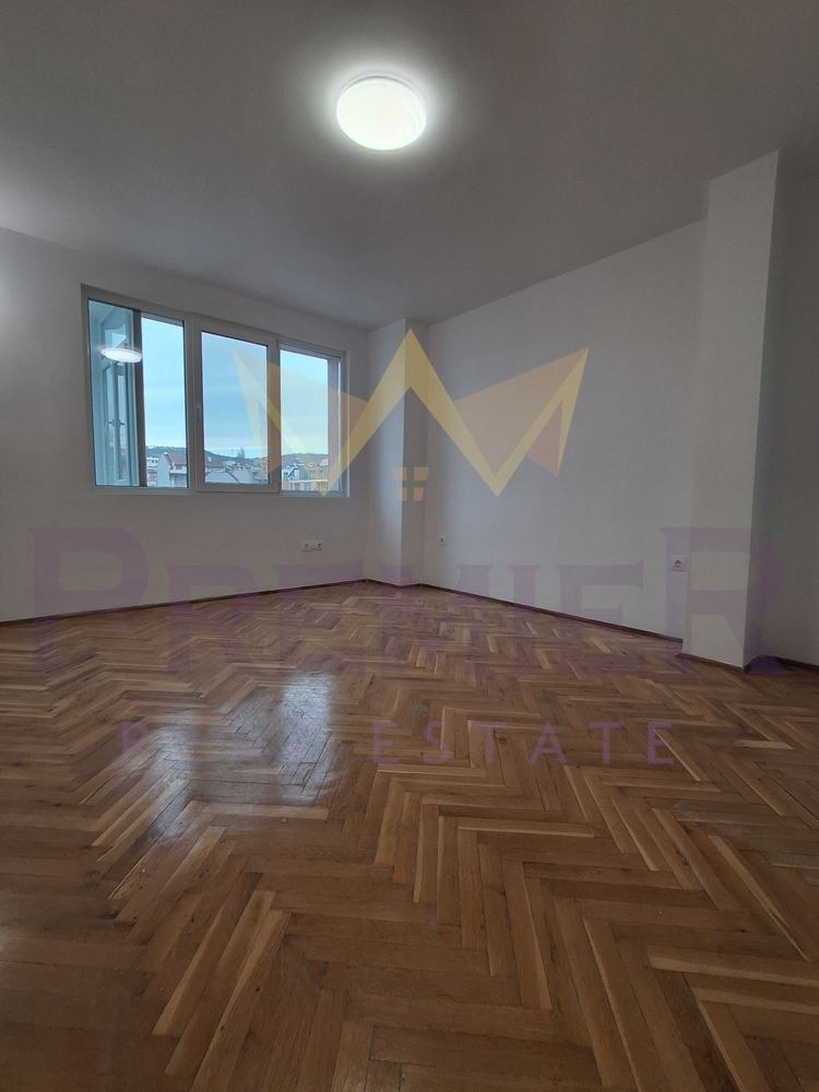 Продава 3-СТАЕН, гр. Варна, Лятно кино Тракия, снимка 7 - Апартаменти - 54135613