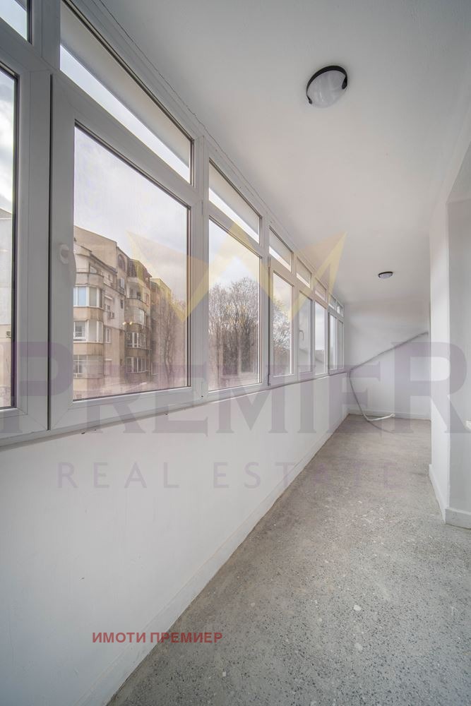 Продава 3-СТАЕН, гр. Варна, Лятно кино Тракия, снимка 6 - Апартаменти - 54135613