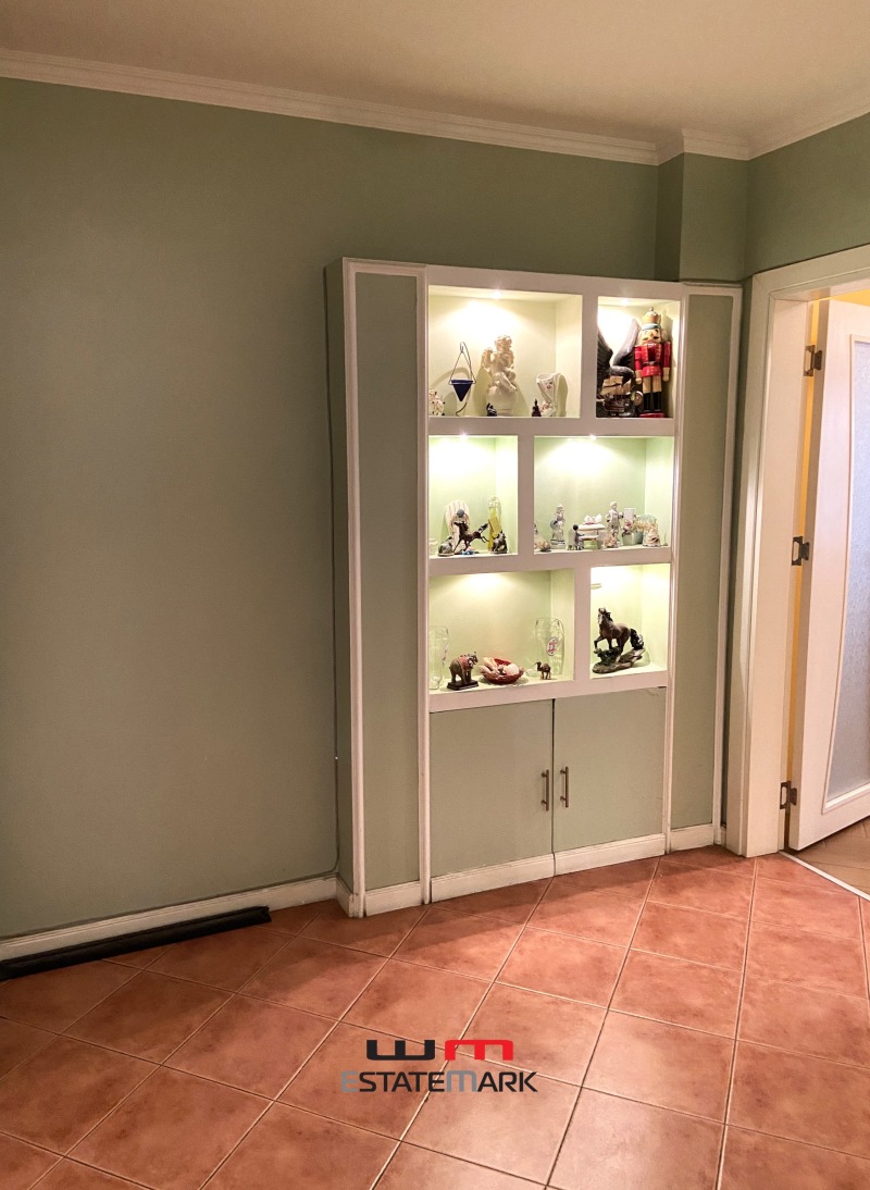 Te koop  3 slaapkamers Sofia , Manastirski livadi , 188 m² | 67576073 - afbeelding [12]
