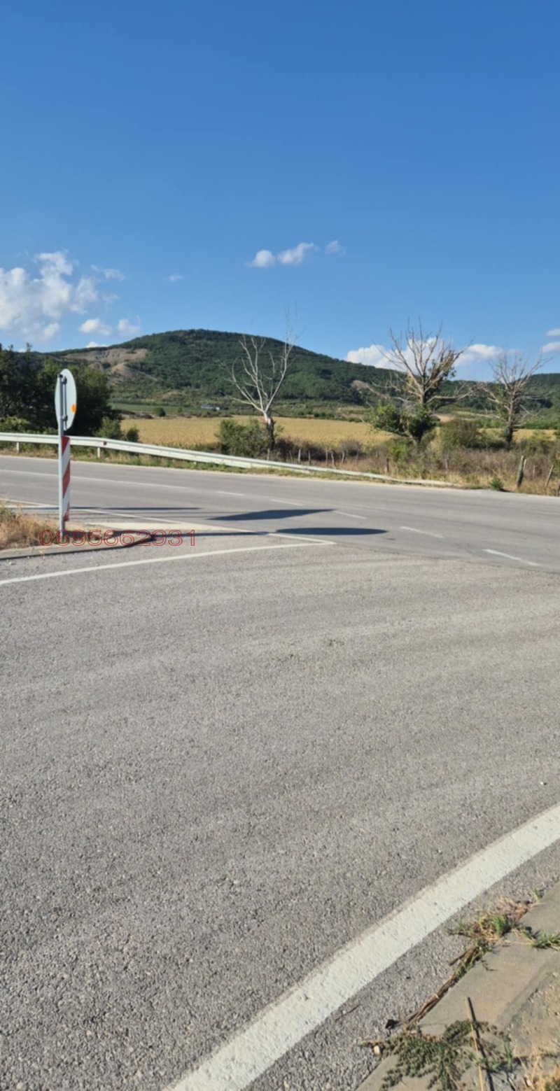 Продава ЗЕМЕДЕЛСКА ЗЕМЯ, с. Зайчино ореше, област Шумен, снимка 2 - Земеделска земя - 52785818