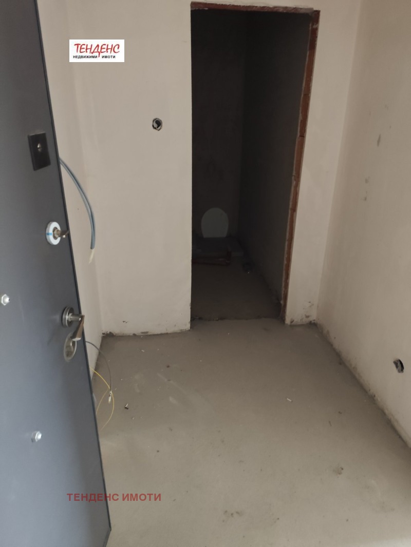 Продава 2-СТАЕН, гр. Кърджали, Възрожденци, снимка 2 - Апартаменти - 53230162