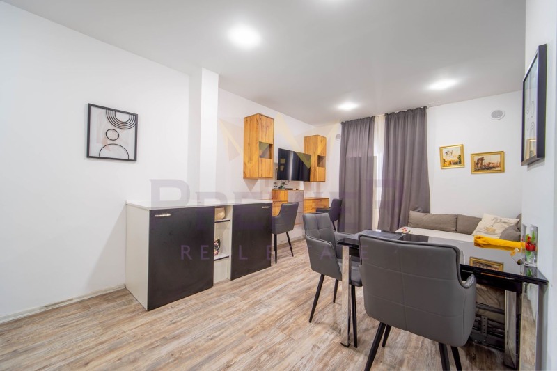 Na prodej  3 ložnice Varna , Centar , 125 m2 | 19808520 - obraz [2]