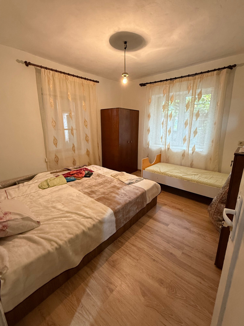 Продава  Къща област Благоевград , с. Копривлен , 144 кв.м | 54277118 - изображение [8]
