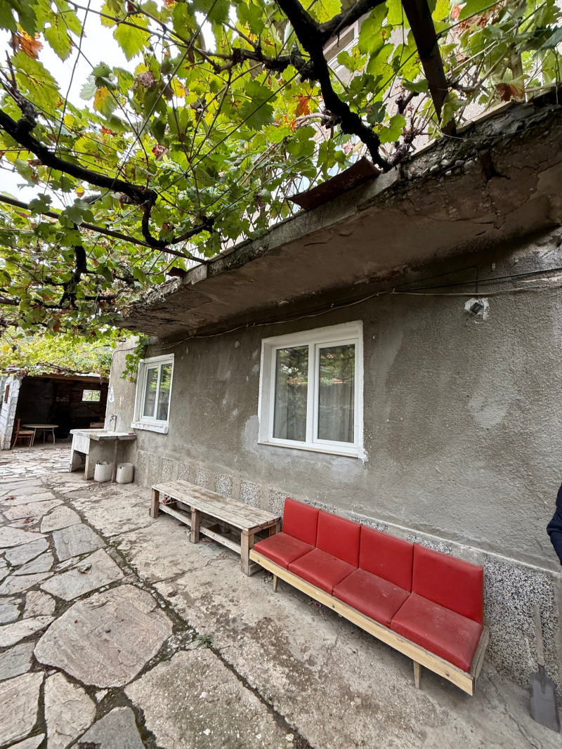 Продава  Къща област Благоевград , с. Копривлен , 144 кв.м | 54277118