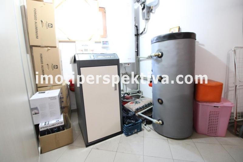 Продава КЪЩА, гр. Пловдив, Кючук Париж, снимка 13 - Къщи - 52660115