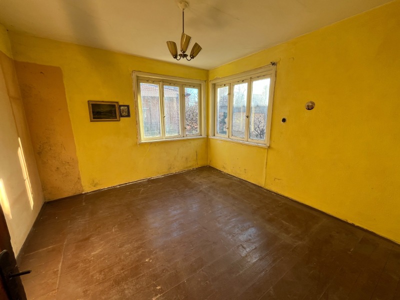 Продава КЪЩА, гр. Казанлък, област Стара Загора, снимка 5 - Къщи - 52823732