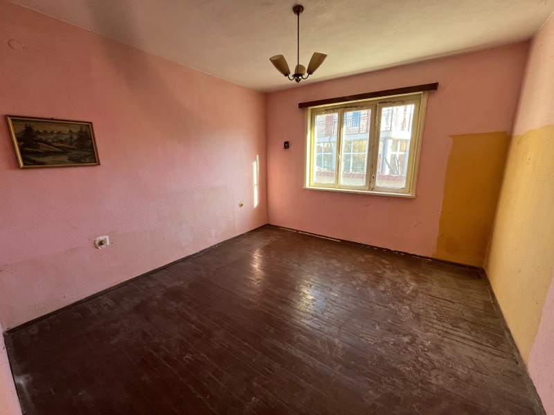 Продава КЪЩА, гр. Казанлък, област Стара Загора, снимка 4 - Къщи - 52823732