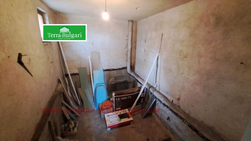 Продава КЪЩА, гр. Перник, Център, снимка 15 - Къщи - 53455343