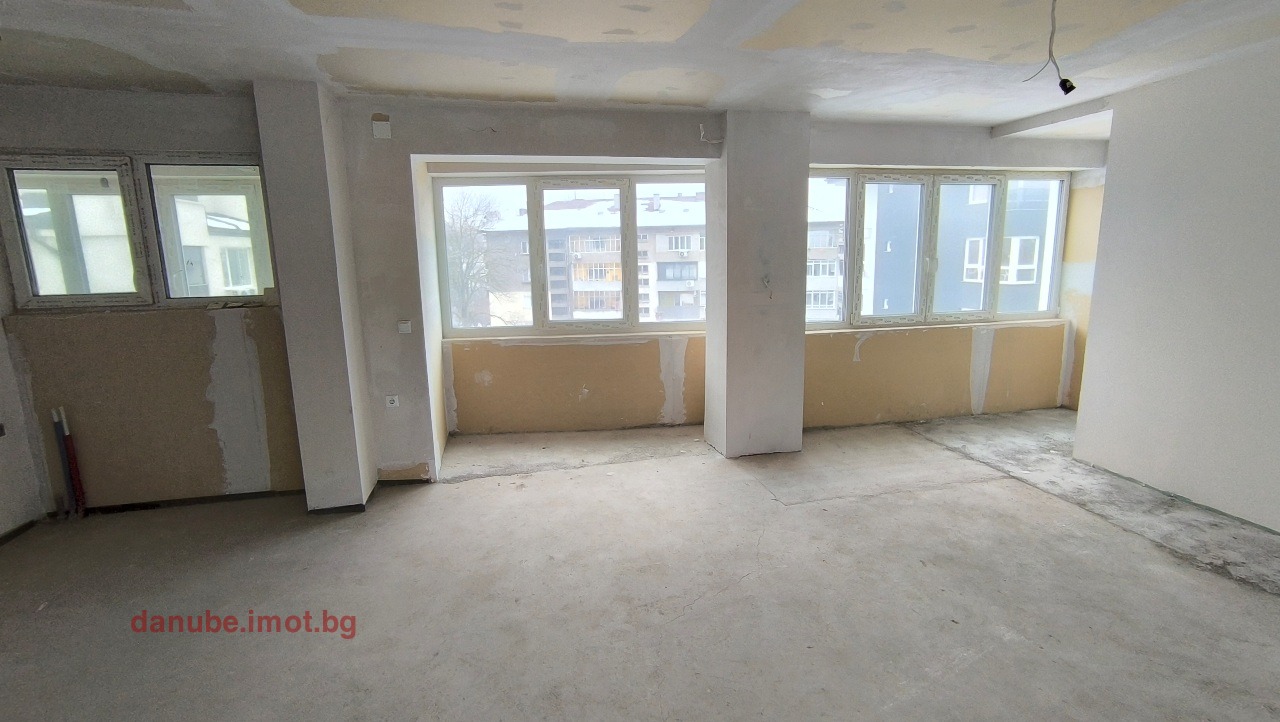 Продава 3-СТАЕН, гр. Русе, Център, снимка 7 - Апартаменти - 53928355