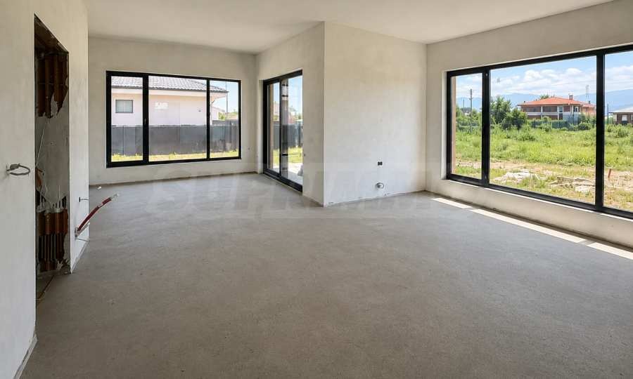 Продава КЪЩА, с. Оризари, област Пловдив, снимка 4 - Къщи - 54627712