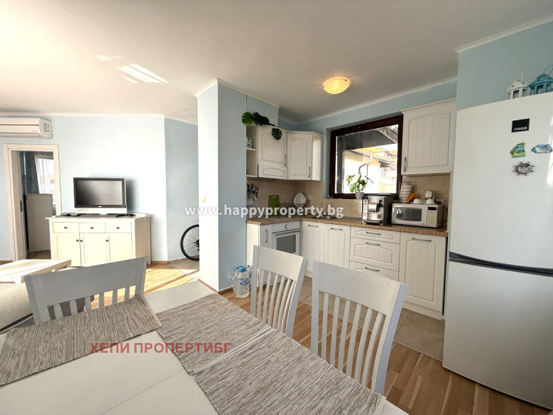 Продава  2-стаен област Бургас , с. Кошарица , 86 кв.м | 64140643