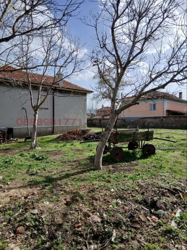 Продава КЪЩА, с. Леново, област Пловдив