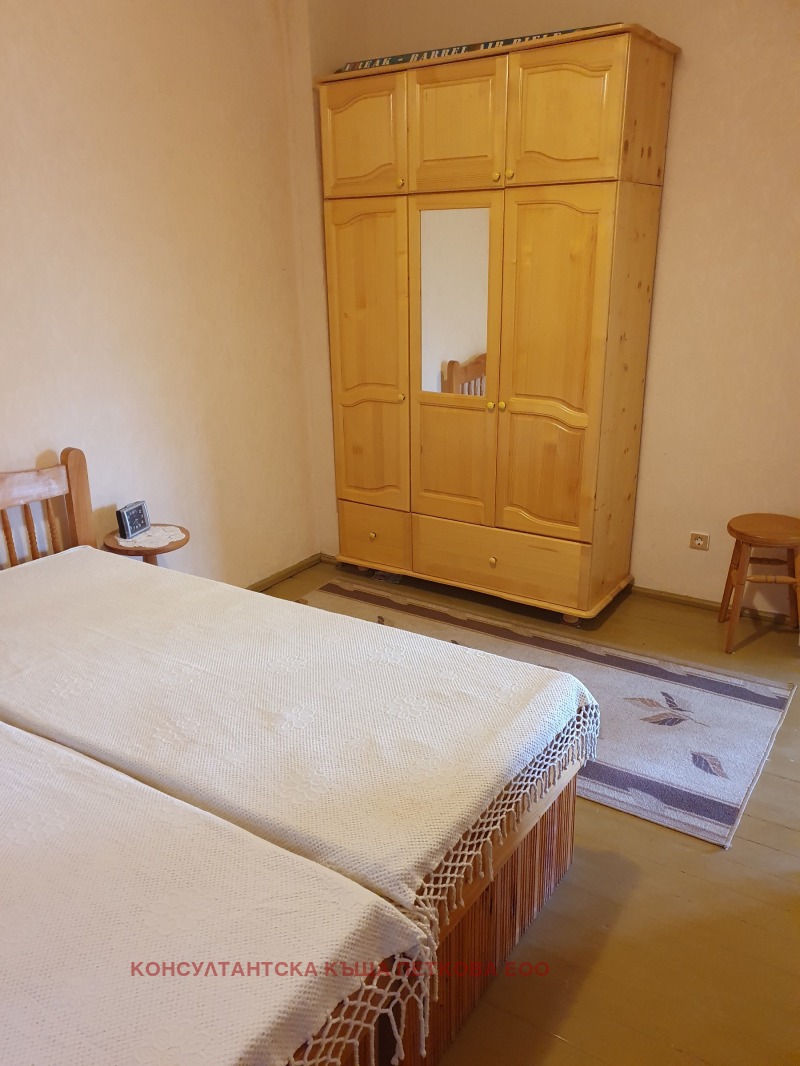 Продава КЪЩА, с. Пресяка, област Ловеч, снимка 2 - Къщи - 52174418