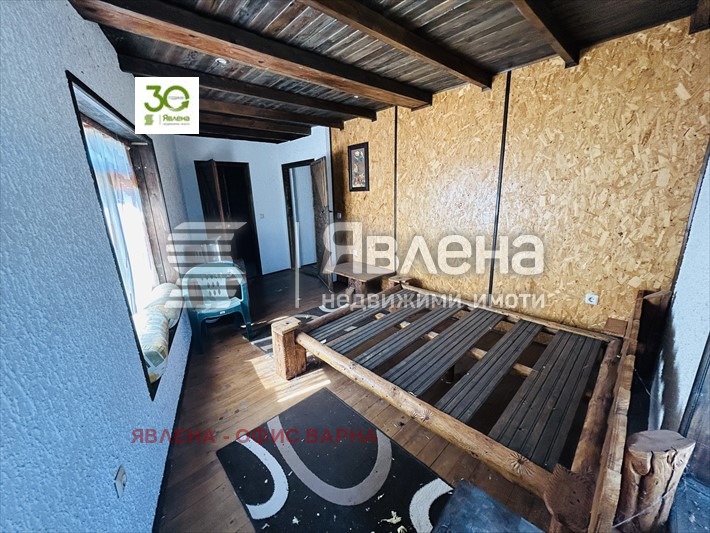 Продава КЪЩА, с. Осеново, област Варна, снимка 12 - Къщи - 52633476