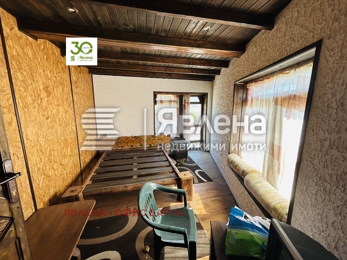 Продава КЪЩА, с. Осеново, област Варна, снимка 13 - Къщи - 52633476