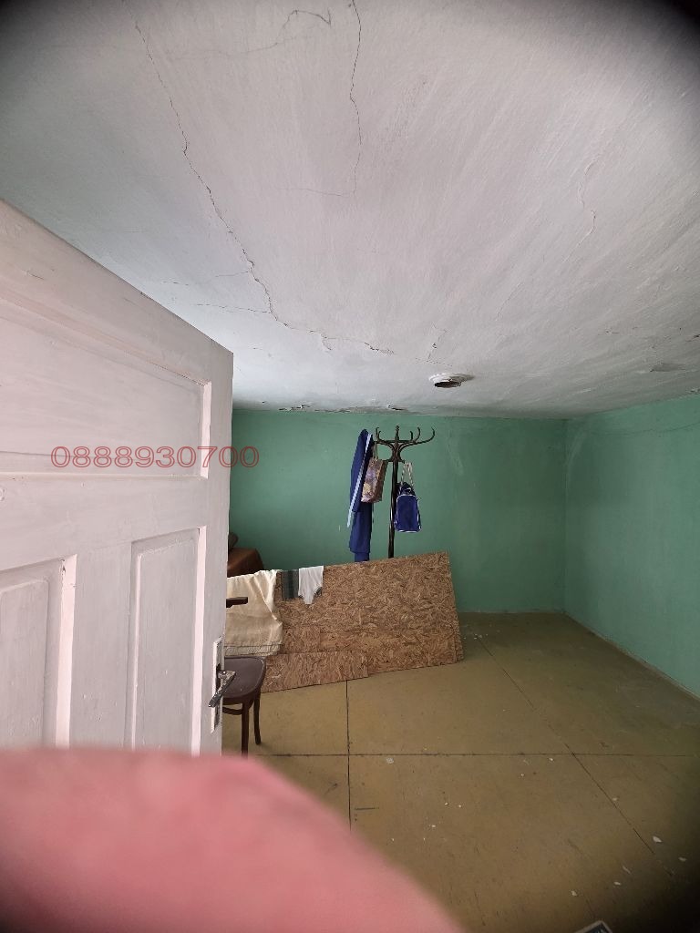 Продава КЪЩА, гр. Велики Преслав, област Шумен, снимка 14 - Къщи - 56128356