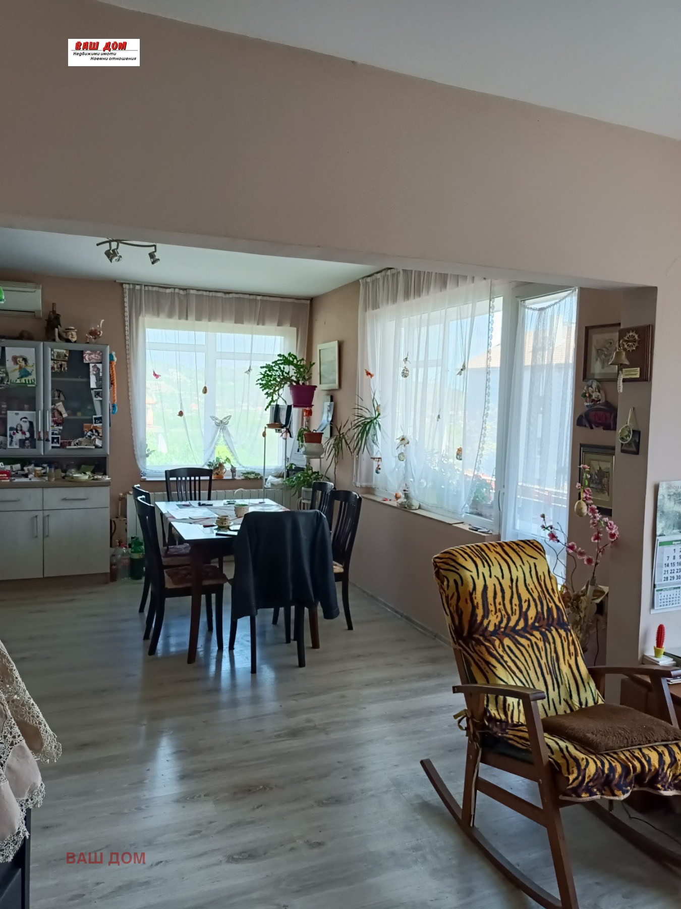 Продава ЕТАЖ ОТ КЪЩА, гр. Варна, Виница, снимка 2 - Етаж от къща - 53806410