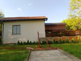 Hus Bratushkovo, region Sofia 1