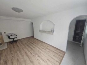 Negozio Vazrogdentsi, Kardgali