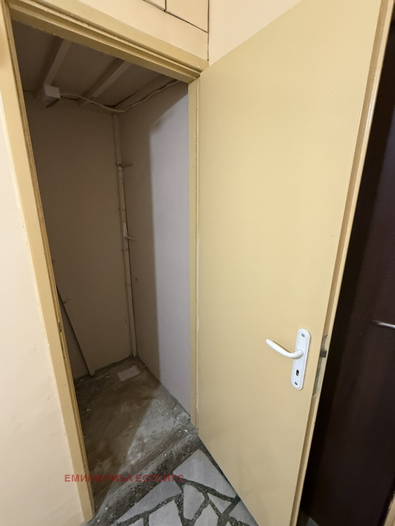 Продава  3-стаен град София , Банишора , 89 кв.м | 53822673 - изображение [9]