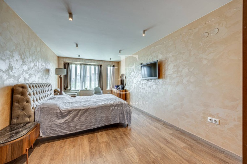 Продава  Многостаен град София , Център , 300 кв.м | 52561386 - изображение [9]