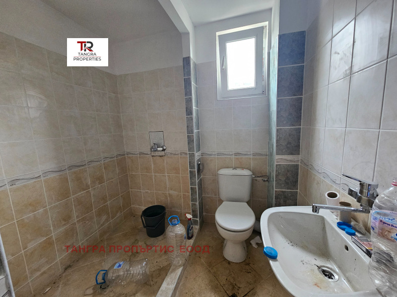 Продава ЕТАЖ ОТ КЪЩА, гр. Бобов дол, област Кюстендил, снимка 10 - Етаж от къща - 52678476