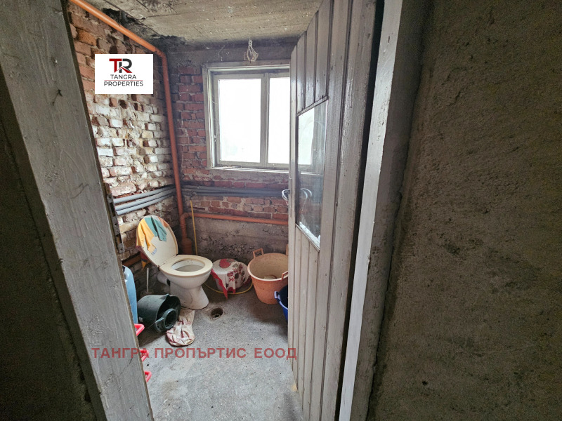 Продава ЕТАЖ ОТ КЪЩА, гр. Бобов дол, област Кюстендил, снимка 14 - Етаж от къща - 52678476