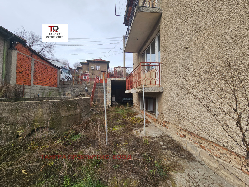 Продава ЕТАЖ ОТ КЪЩА, гр. Бобов дол, област Кюстендил, снимка 3 - Етаж от къща - 52678476