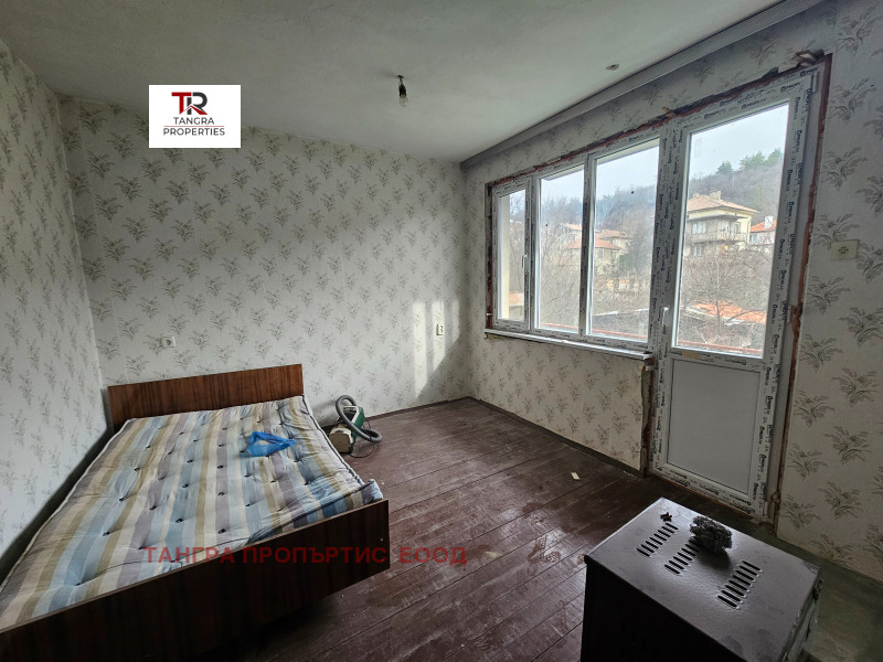 Продава ЕТАЖ ОТ КЪЩА, гр. Бобов дол, област Кюстендил, снимка 8 - Етаж от къща - 52678476