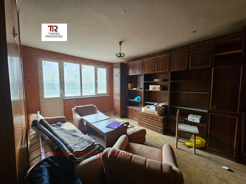 Продава ЕТАЖ ОТ КЪЩА, гр. Бобов дол, област Кюстендил, снимка 7 - Етаж от къща - 52678476