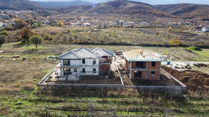 Продава КЪЩА, с. Марково, област Пловдив, снимка 2 - Къщи - 52622648