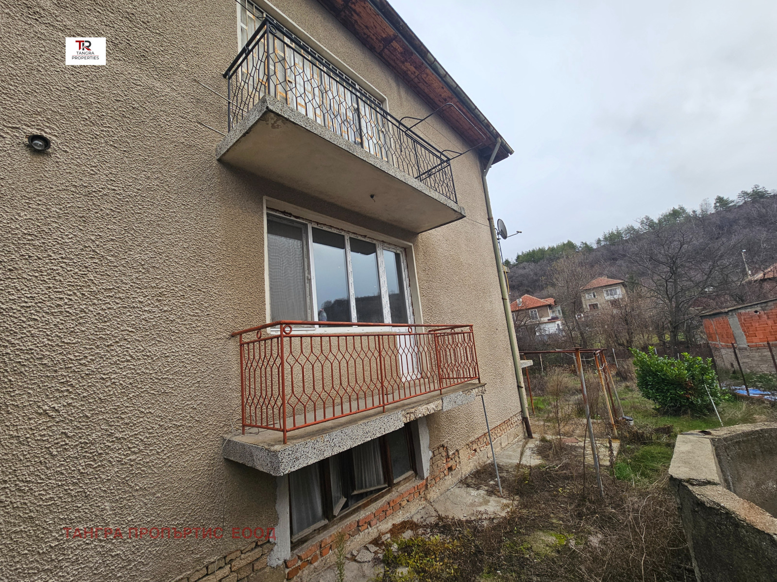 Продава ЕТАЖ ОТ КЪЩА, гр. Бобов дол, област Кюстендил, снимка 2 - Етаж от къща - 52678476