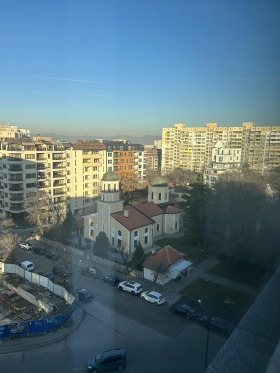 1 chambre Hadji Dimitar, Sofia 5