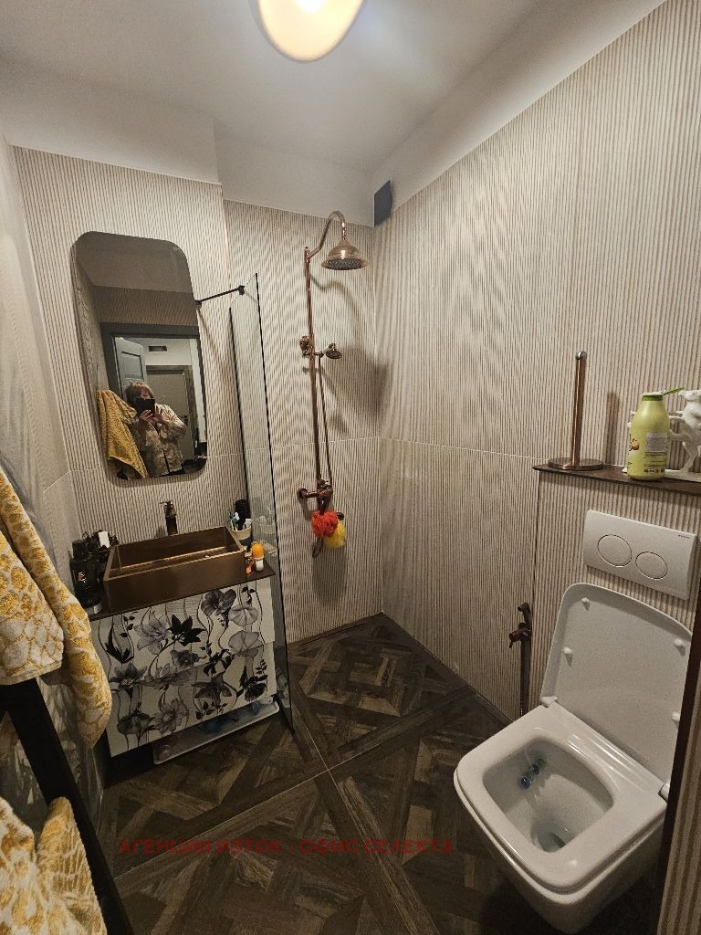 Продава 2-СТАЕН, гр. София, Център, снимка 6 - Апартаменти - 54270576