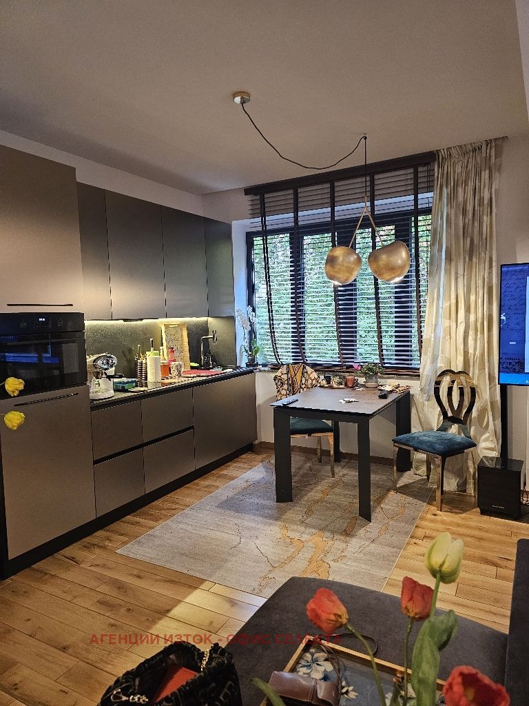 Продава 2-СТАЕН, гр. София, Център, снимка 7 - Апартаменти - 54270576