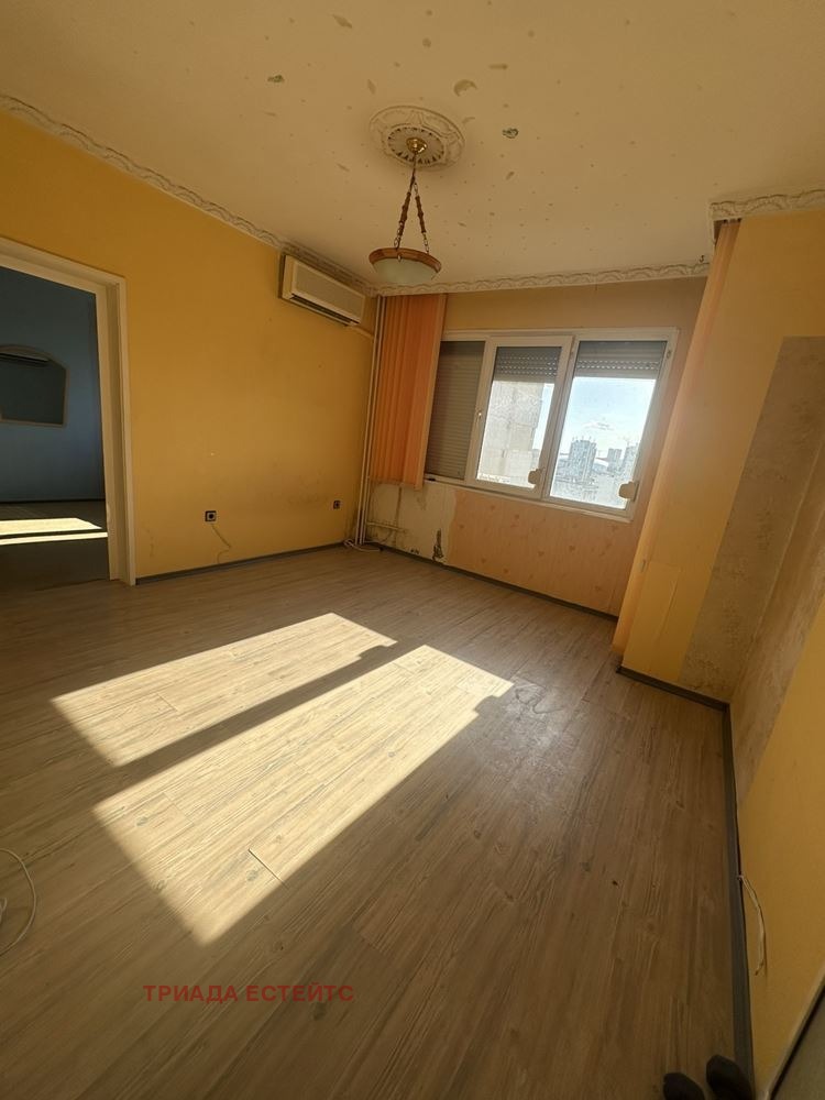 Продава 3-СТАЕН, гр. Бургас, Изгрев, снимка 14 - Апартаменти - 54678584