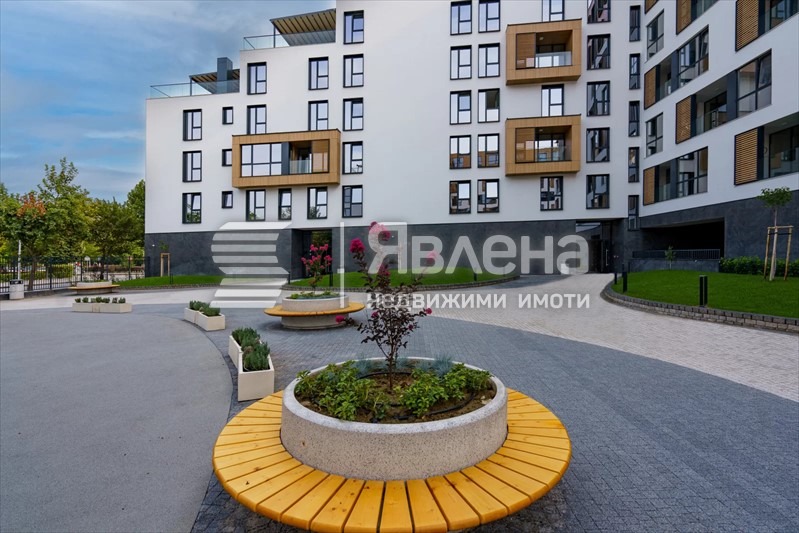 Продава 4-СТАЕН, град Пловдив, Христо Смирненски • по договаряне • 95008100 1