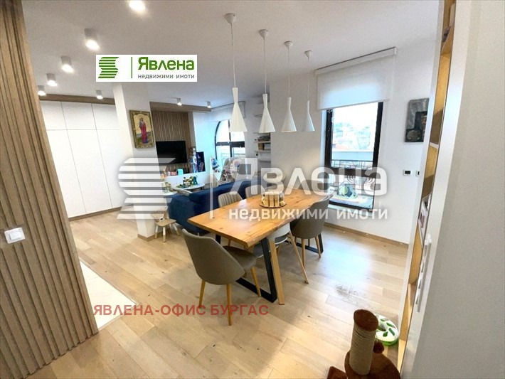 Продава  Многостаен град Бургас , Център , 207 кв.м | 81726052 - изображение [2]