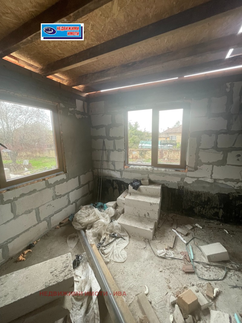 Продава КЪЩА, с. Драганово, област Велико Търново, снимка 11 - Къщи - 52983186