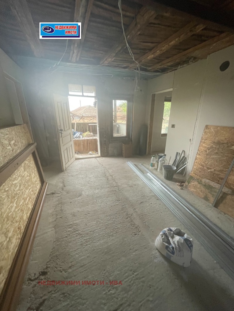 Продава КЪЩА, с. Драганово, област Велико Търново, снимка 10 - Къщи - 52983186