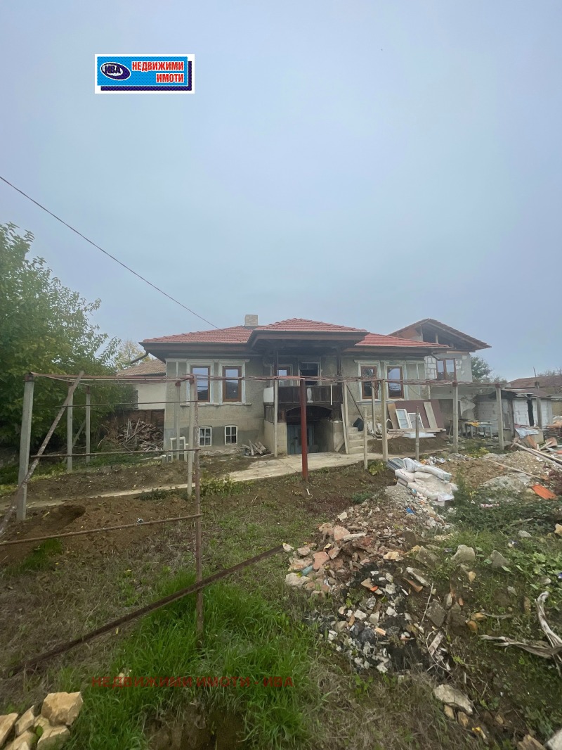 Продава КЪЩА, с. Драганово, област Велико Търново