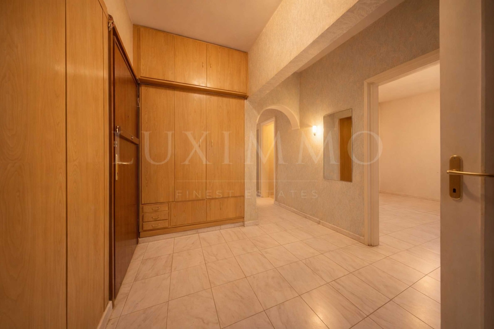 Продава 3-СТАЕН, гр. София, Докторски паметник, снимка 8 - Апартаменти - 53970780