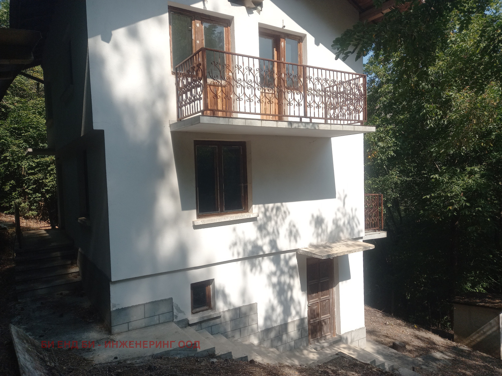 Продава КЪЩА, с. Реброво, област София област