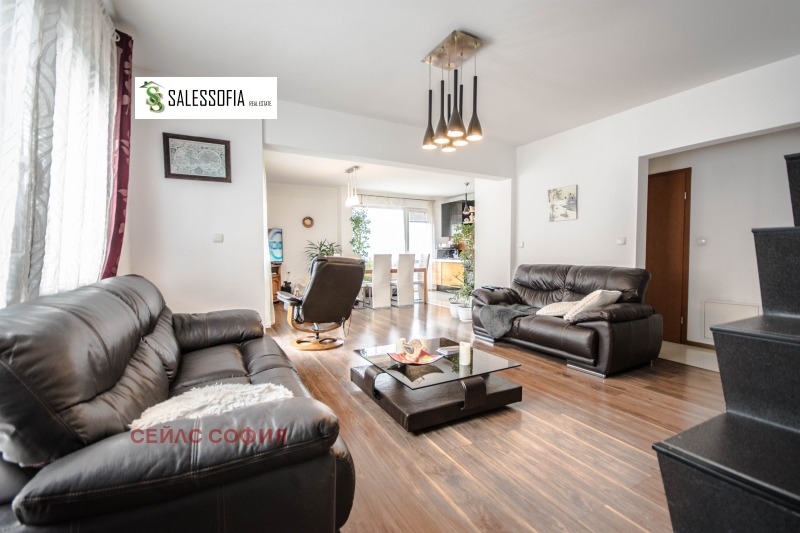 Продава МЕЗОНЕТ в град София, Витоша - 128 кв.м / 385 000 € » 752 994.55 лв., СЕЙЛС СОФИЯ