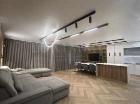 3+ camere da letto Slavejkov, Burgas