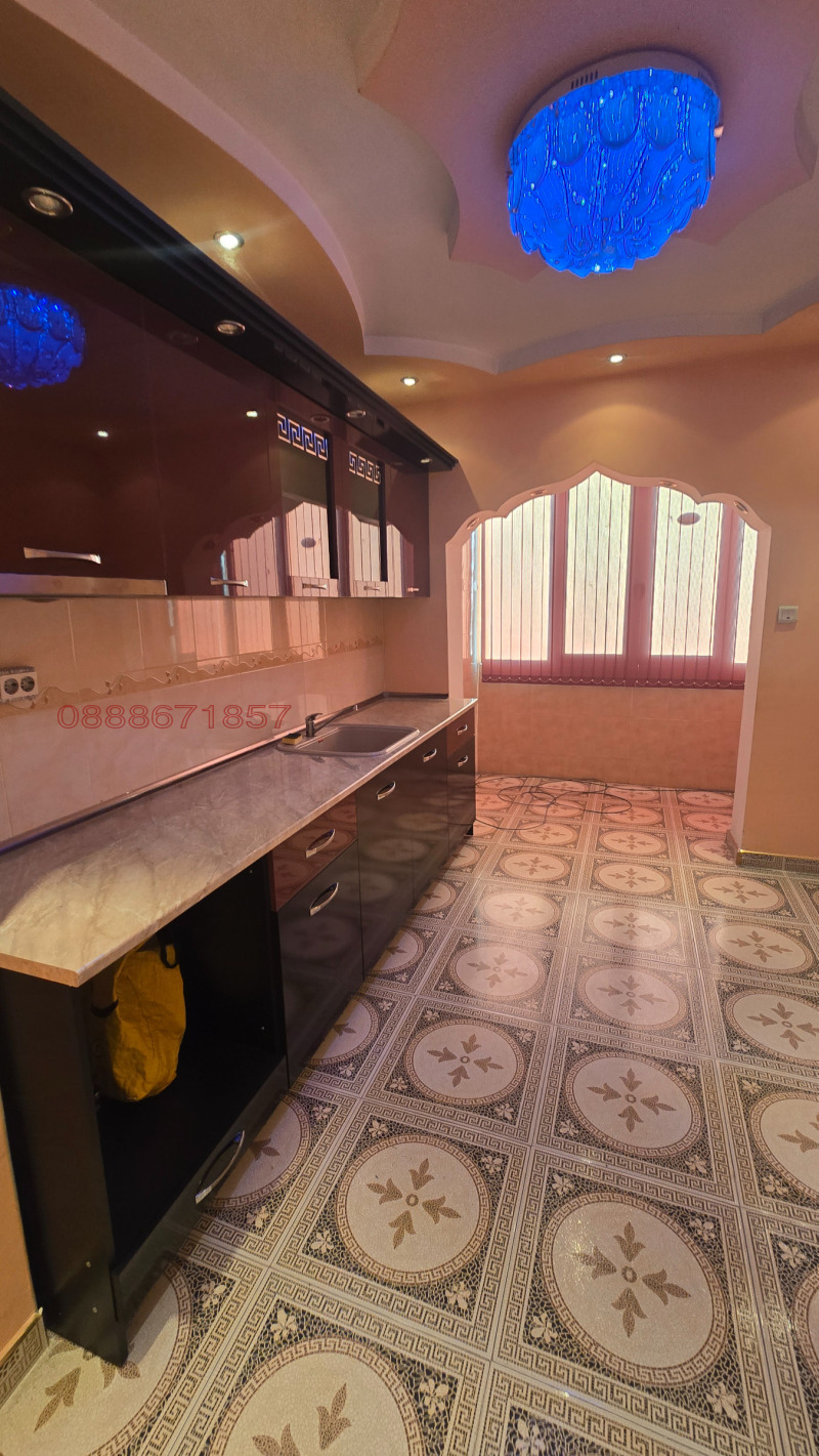 Til salgs  2 soverom Plovdiv , Izgrev , 75 kvm | 43587032 - bilde [13]